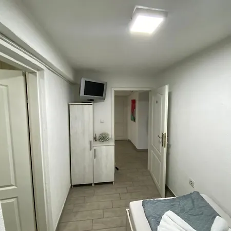 Hostel Tuzla Exterior photo